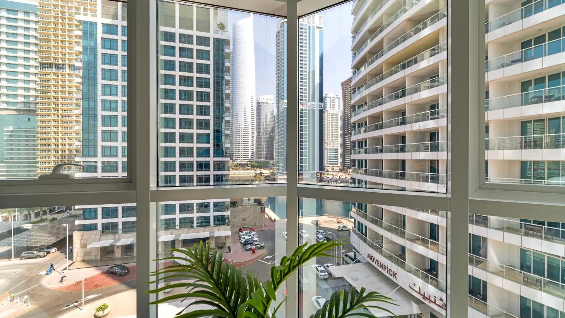 Modern Studio Apartment In Jlt Dubai United Arab Emirates